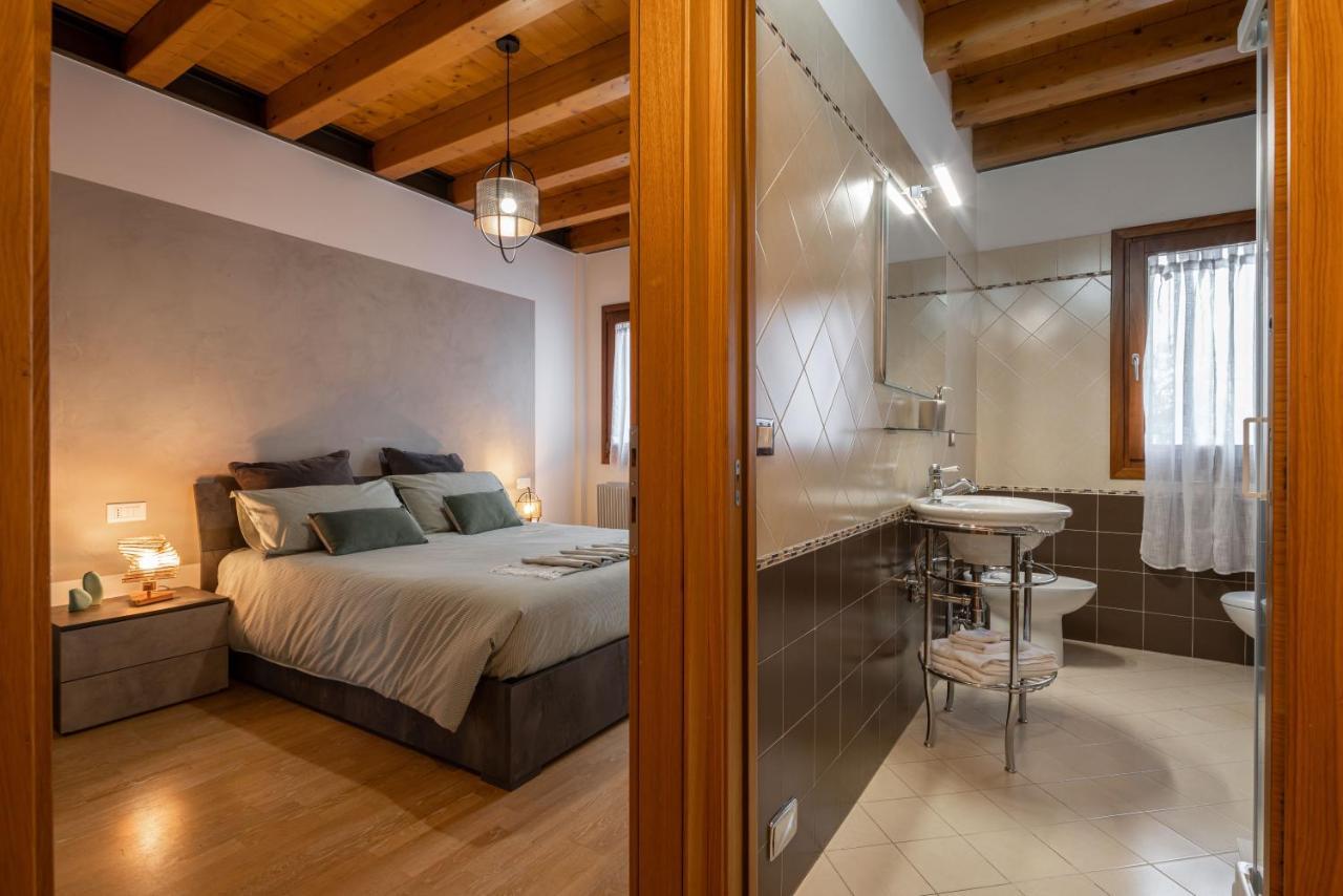 Venezia-Suite HemingwayA Pochi Passi Outlet Noventa di Piave Kültér fotó